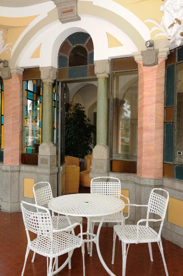Dimora Del Barone Hotel Romagnano Sesia Bagian luar foto