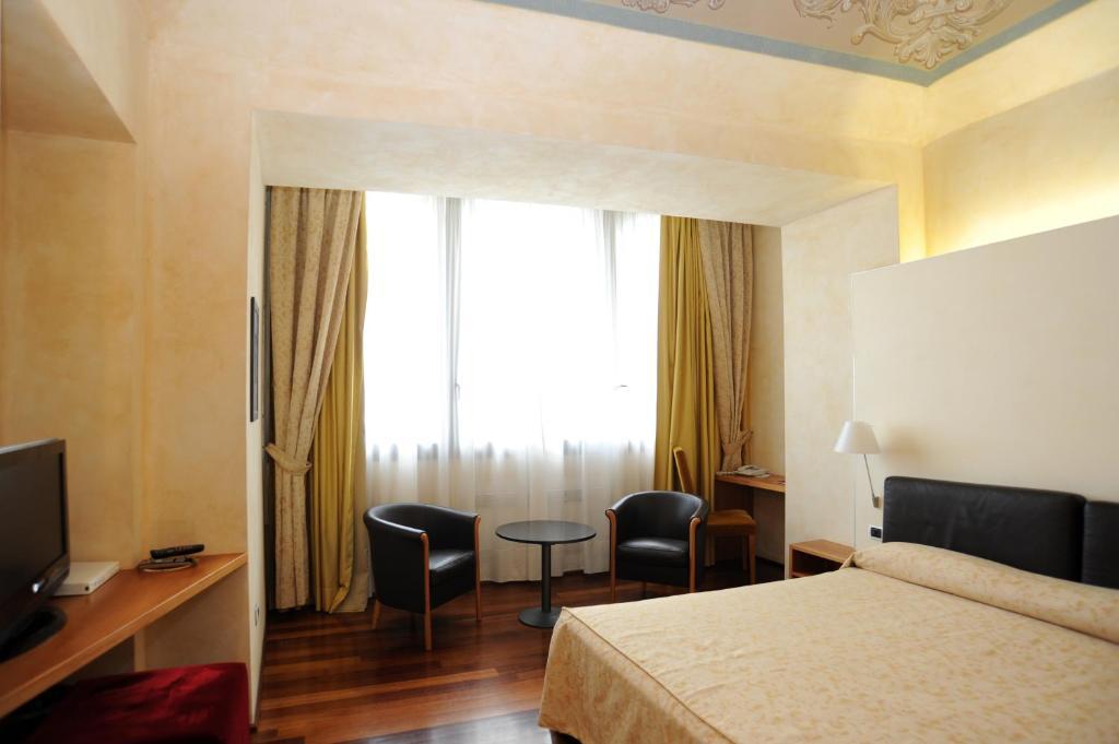 Dimora Del Barone Hotel Romagnano Sesia Ruang foto